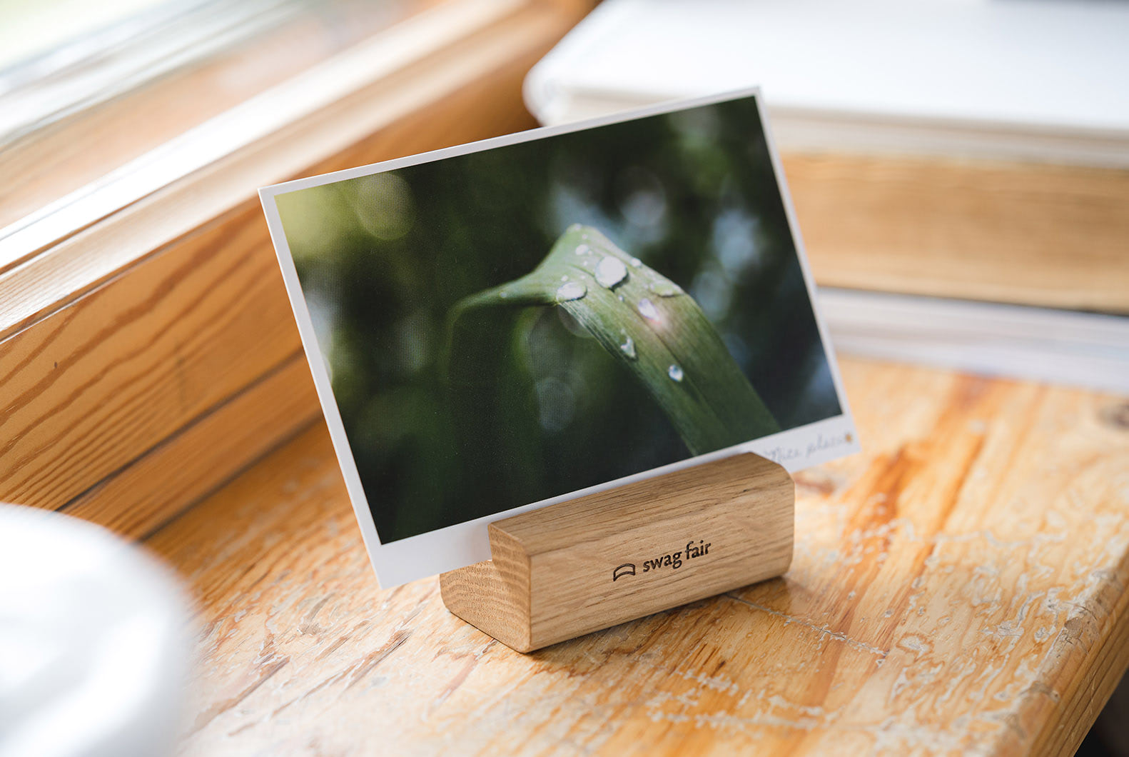 Photo Stand — Swag Fair